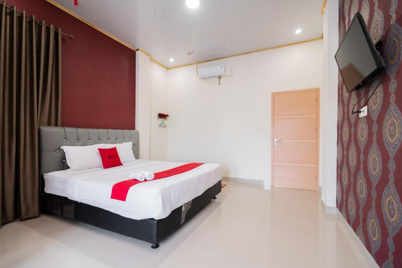 Reddoorz Syariah Near Minangkabau International Aiport Hotel Padang  Exterior photo