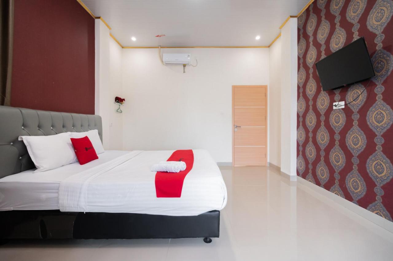 Reddoorz Syariah Near Minangkabau International Aiport Hotel Padang  Exterior photo