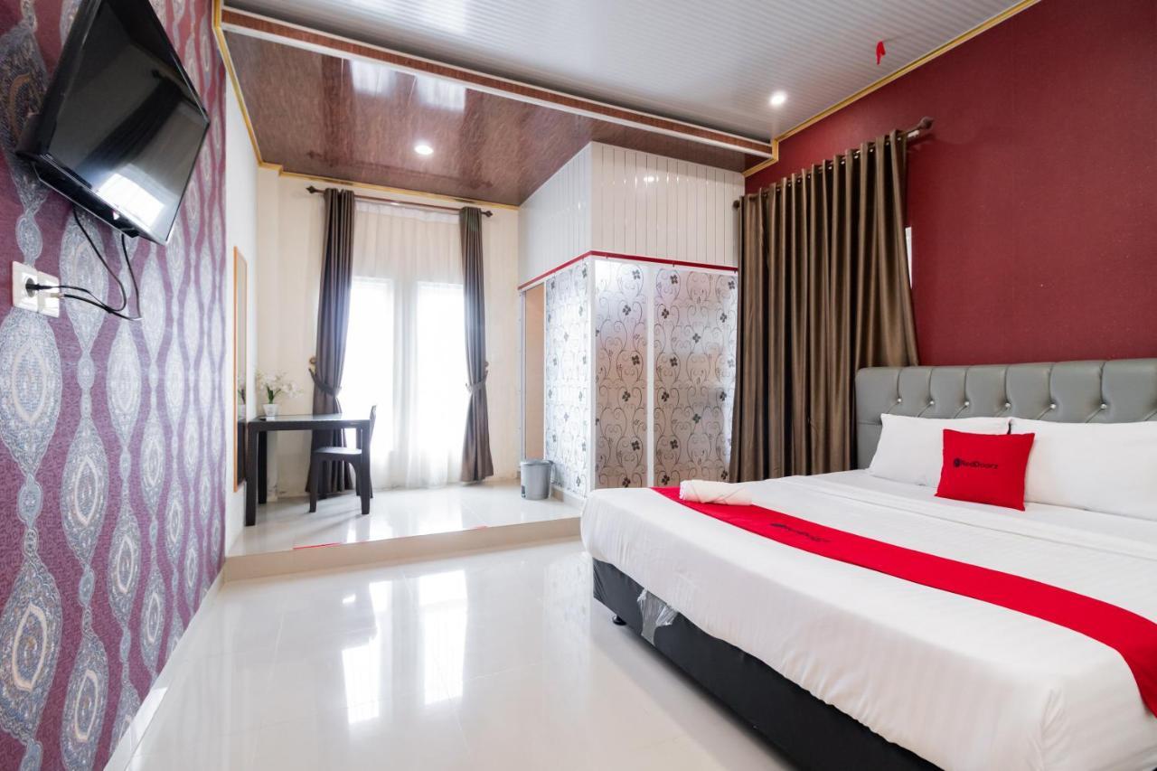 Reddoorz Syariah Near Minangkabau International Aiport Hotel Padang  Exterior photo